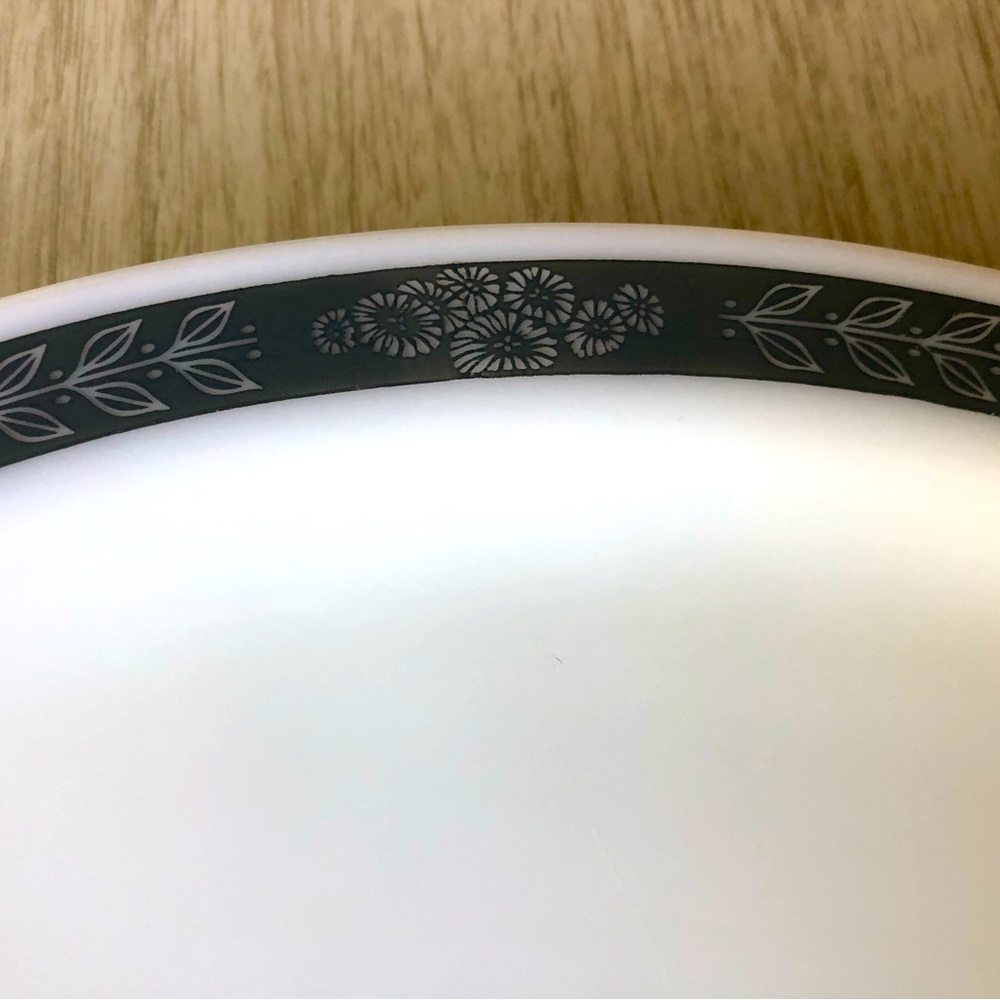 Vintage Pyrex laurel leaf grey floral platters set of 2
